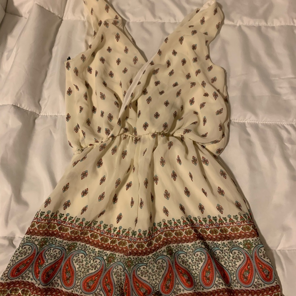 Short Romper - Picture 2 of 3